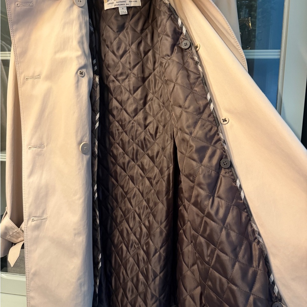 London Fog Women's Classic Beige Trench Coat - Picture 2 of 3